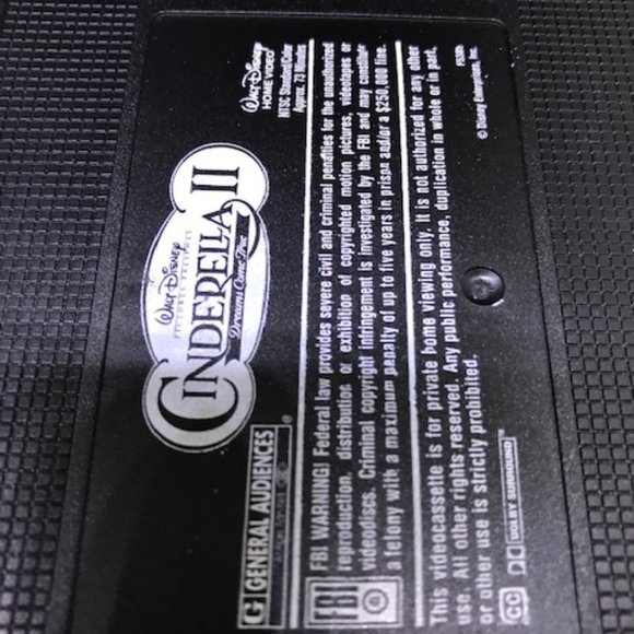 Walt Disney's Cinderella II Dreams Come True VHS - Picture 2 of 3